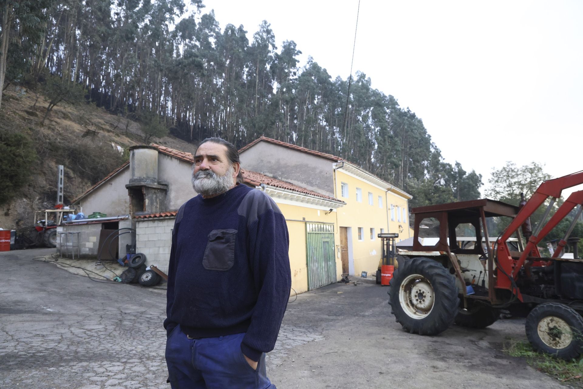 Así amaneció el Monte Areo, en Gijón: las desoladoras imágenes que deja el incendio