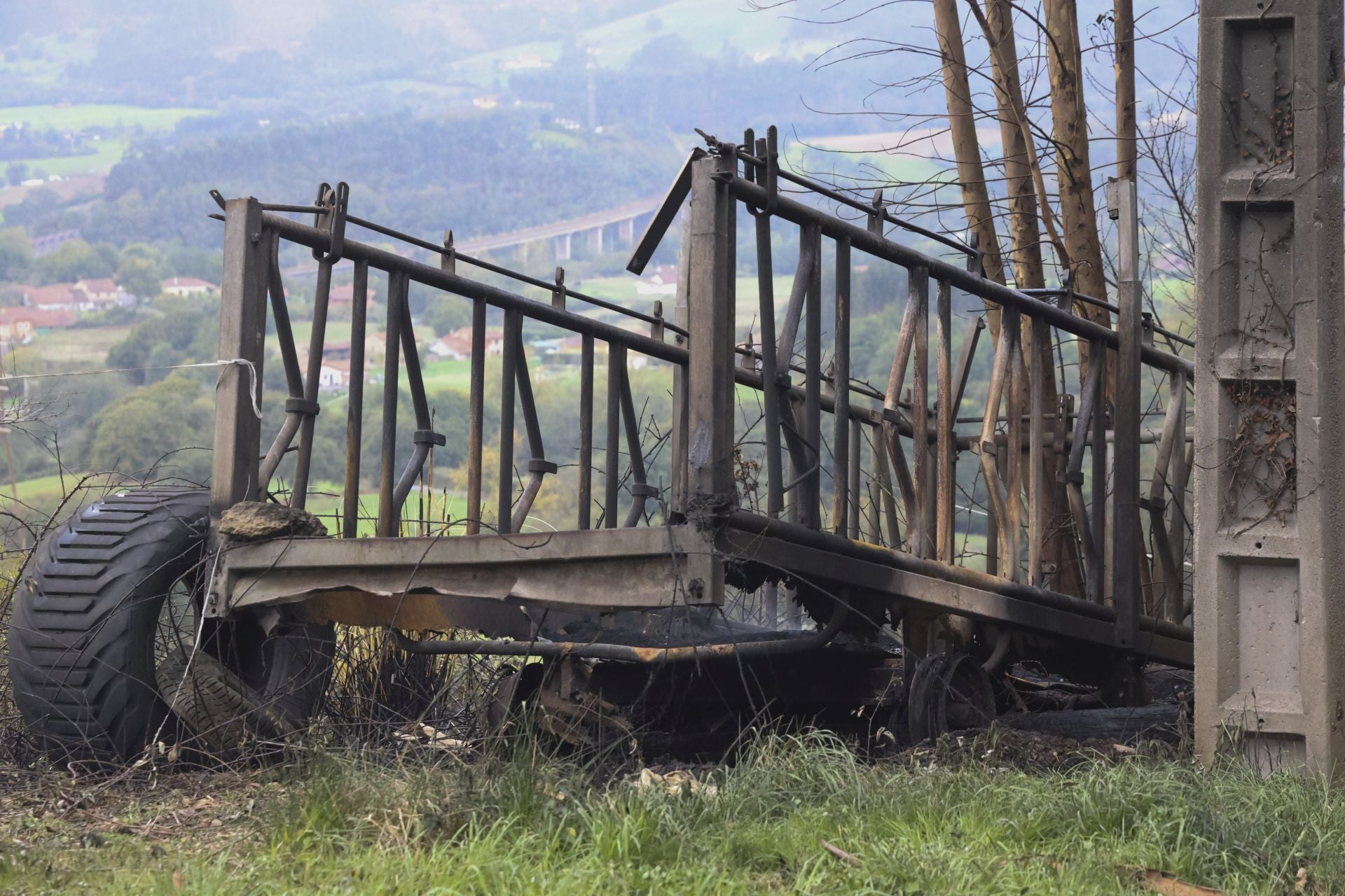 Así amaneció el Monte Areo, en Gijón: las desoladoras imágenes que deja el incendio