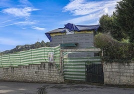 Una sentencia del TSJA ratifica el acuerdo de la CUOTA que obliga a demoler un chalé en Salinas.