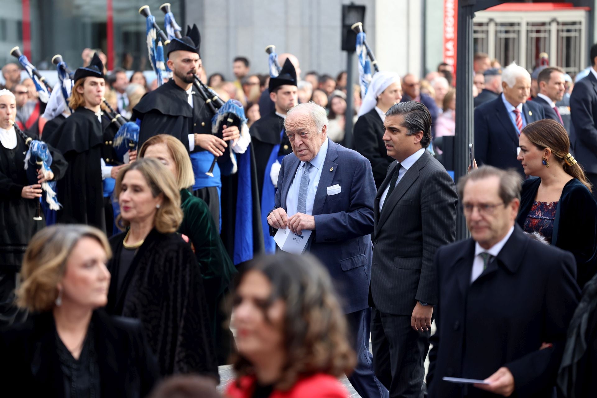 Todos los invitados en la alfombra azul de los Premios Princesa de Asturias