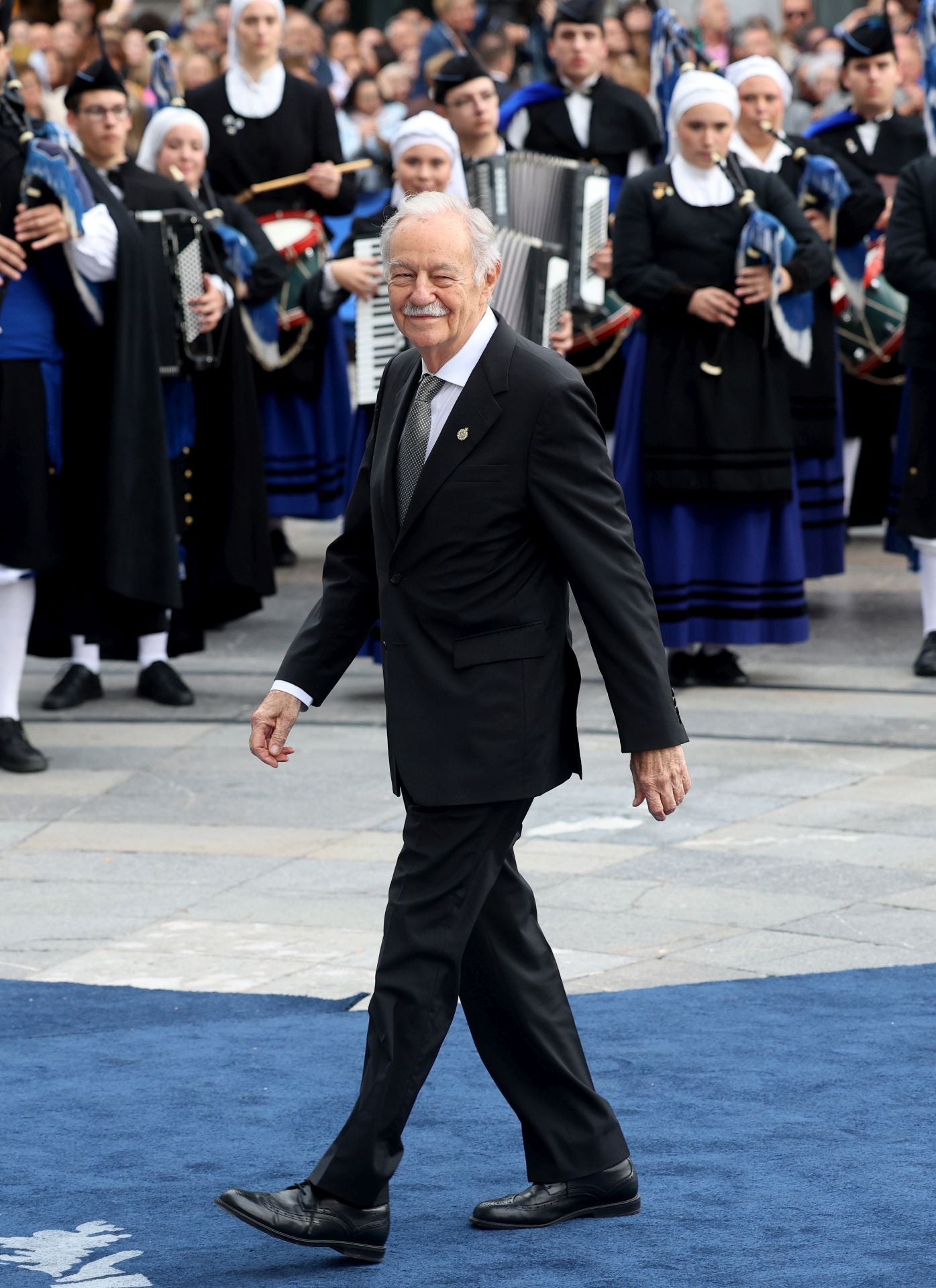 Todos los invitados en la alfombra azul de los Premios Princesa de Asturias