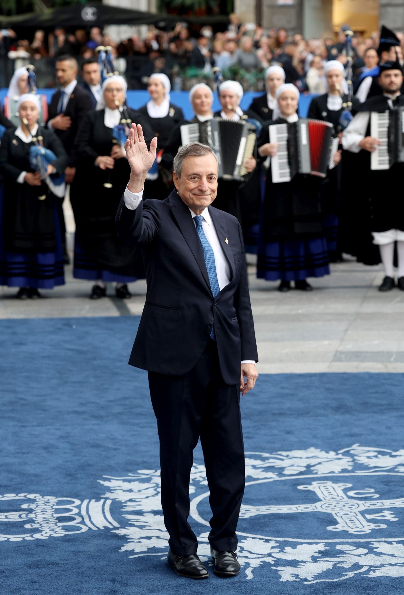 Todos los invitados en la alfombra azul de los Premios Princesa de Asturias
