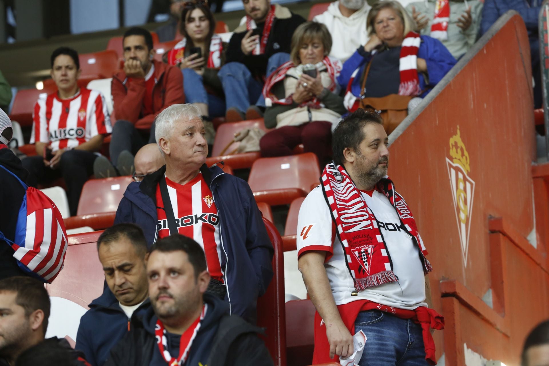 ¿Estuviste en el Sporting - Zaragoza? ¡Búscate!