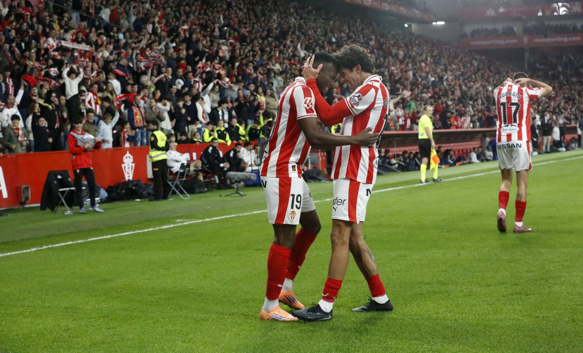 Las mejores jugadas del Sporting - Zaragoza en imágenes