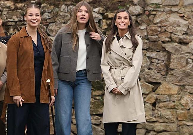 'Looks' de la princesa Leonor, la infanta Sofía y la reina Letizia en el Premio Ejemplar de Asturias 20225 en Valdesoto.
