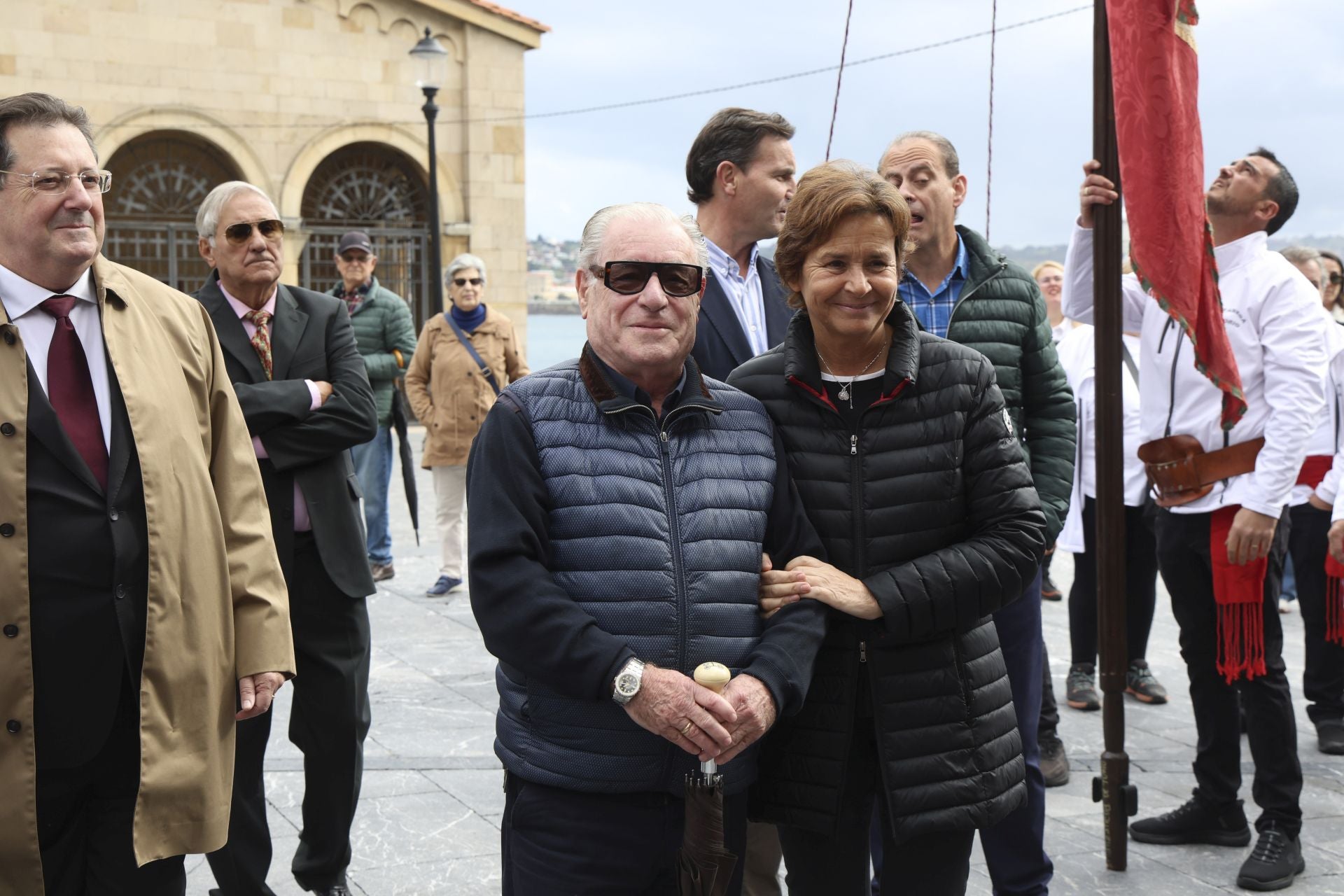 Los pendones leoneses desfilan por Gijón