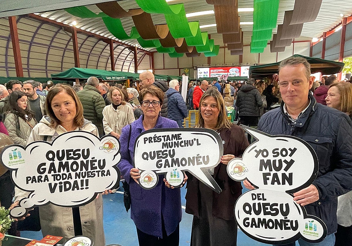 Begoña López, Esther Freile, Gimena Llamedo y Marcelino Marcos.