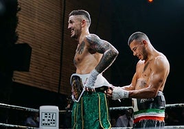 Ivanchenko, con su cinturón de la victoria.