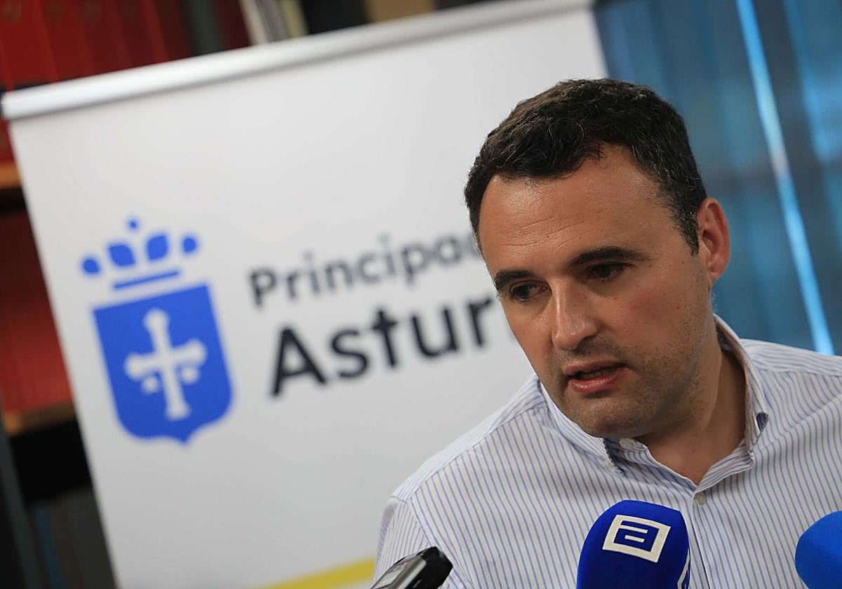 El consejero de Hacienda, Guillermo Peláez.