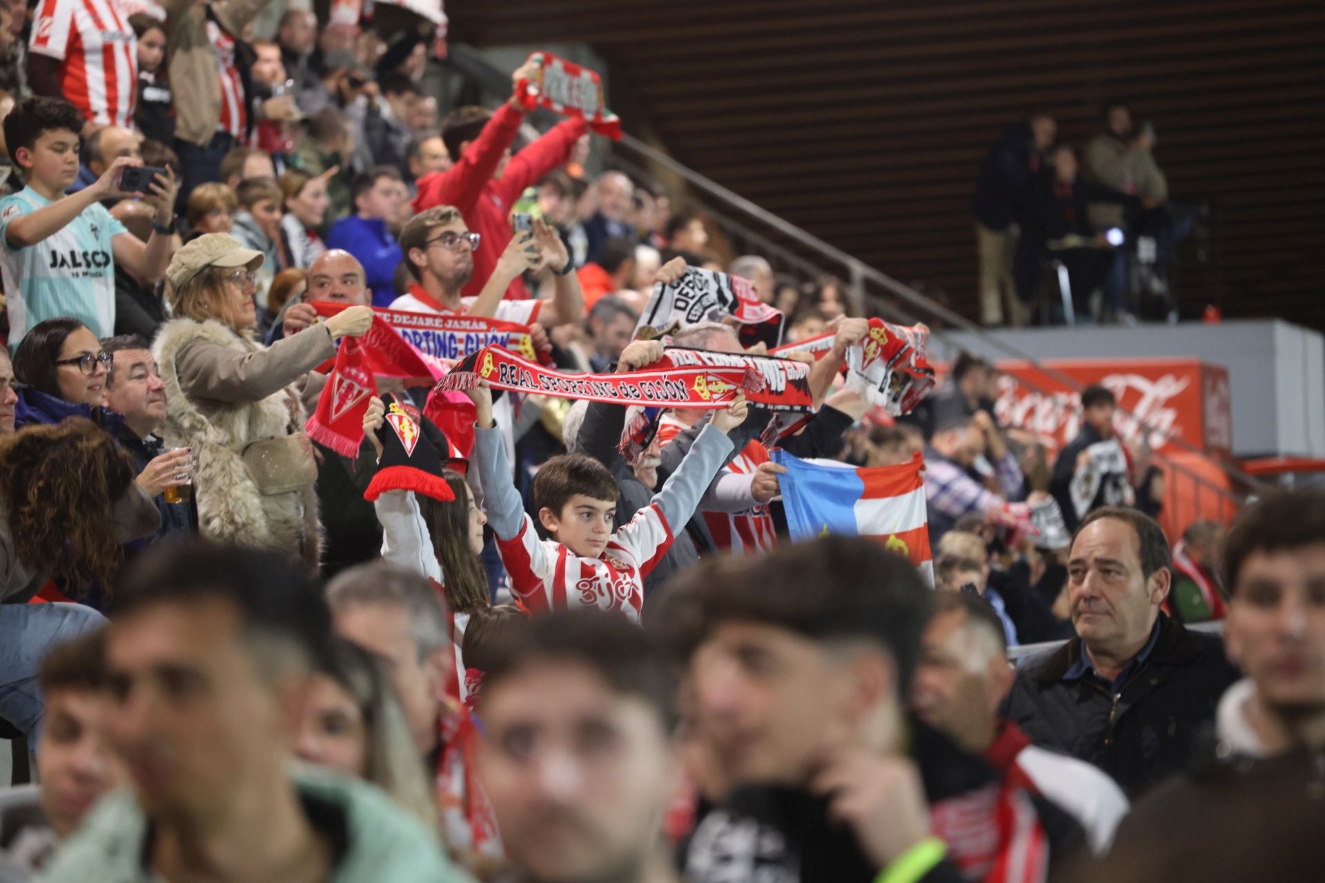 ¿Estuviste en el Caudal - Sporting? ¡Búscate!