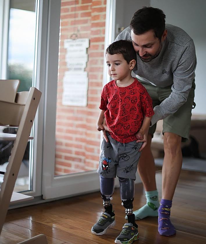 Imagen secundaria 2 - Mael, el niño que venció a un dragón llamado Meningococo