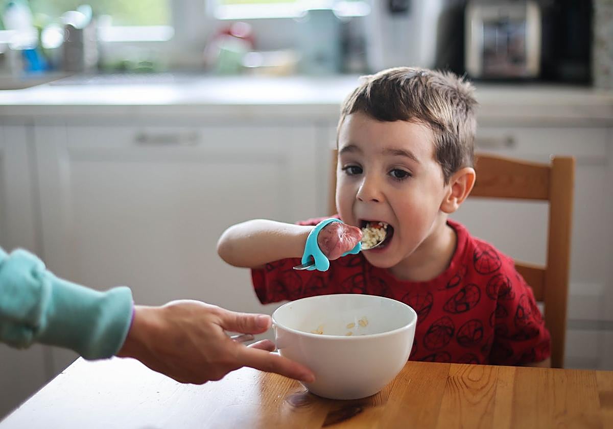 Imagen principal - Mael, el niño que venció a un dragón llamado Meningococo