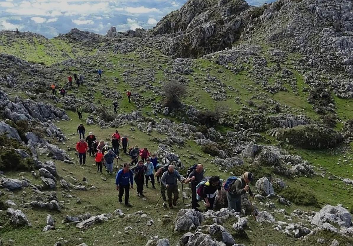 El programa preparado para 'Les Xornaes de la Montaña' que se celebrará en noviembre incluye una ruta.