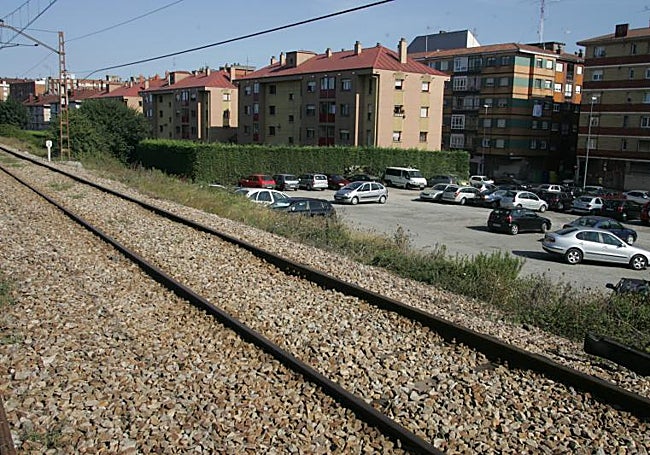 Zona de vías en El Lauredal.