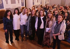 Sofía Castañón, María José Rodríguez Moro, Flor Prieto Quirós, Laura Castañón, María de Álvaro, Natalia Cueto y Teresa Vilches.