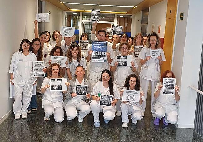 Protesta de técnicos superiores en Cabueñes.