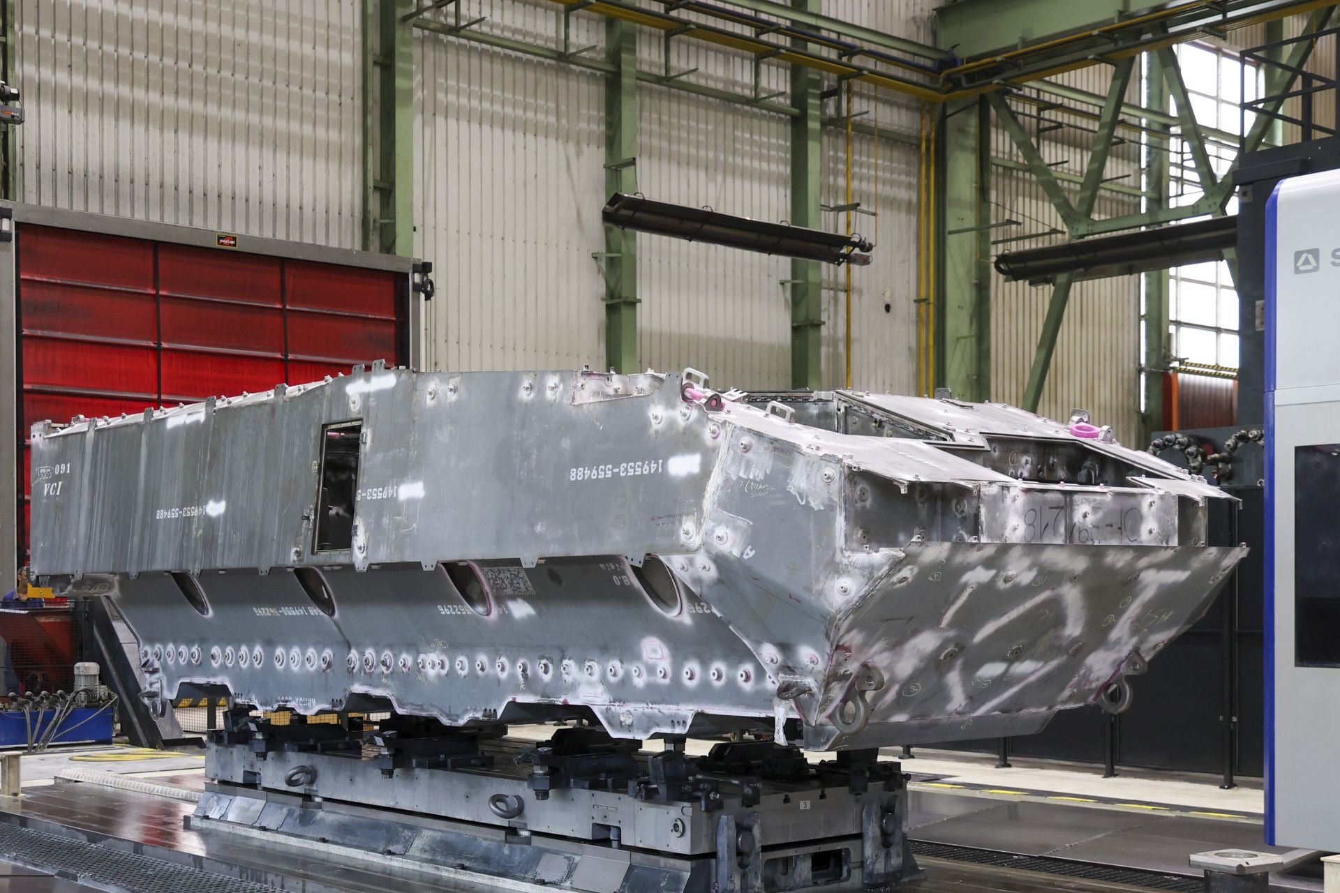 Fotos: Así se construyen los blindados en la fábrica de armas de Trubia