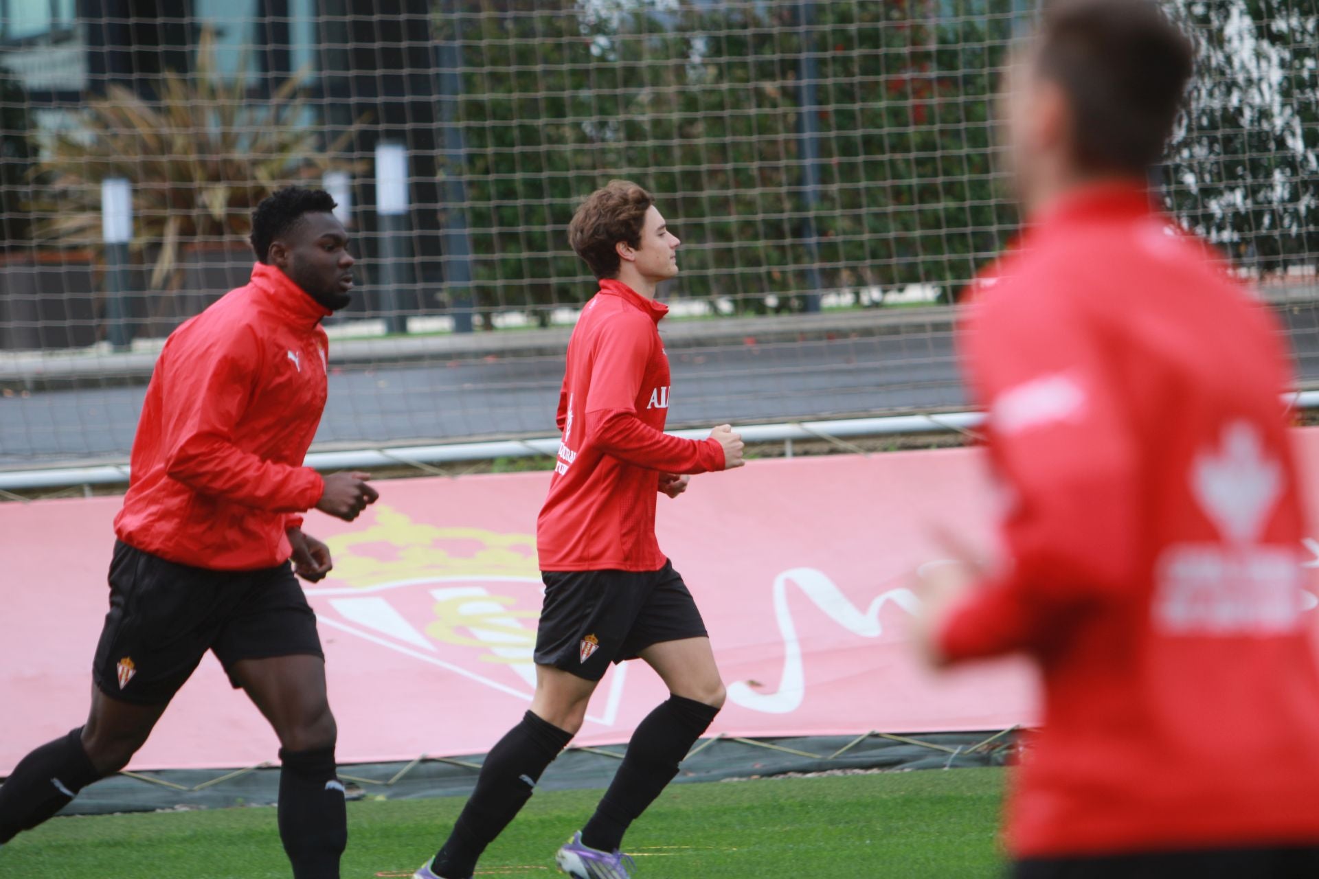 Así ha sido el último entrenamiento del Sporting antes del partido contra Las Palmas