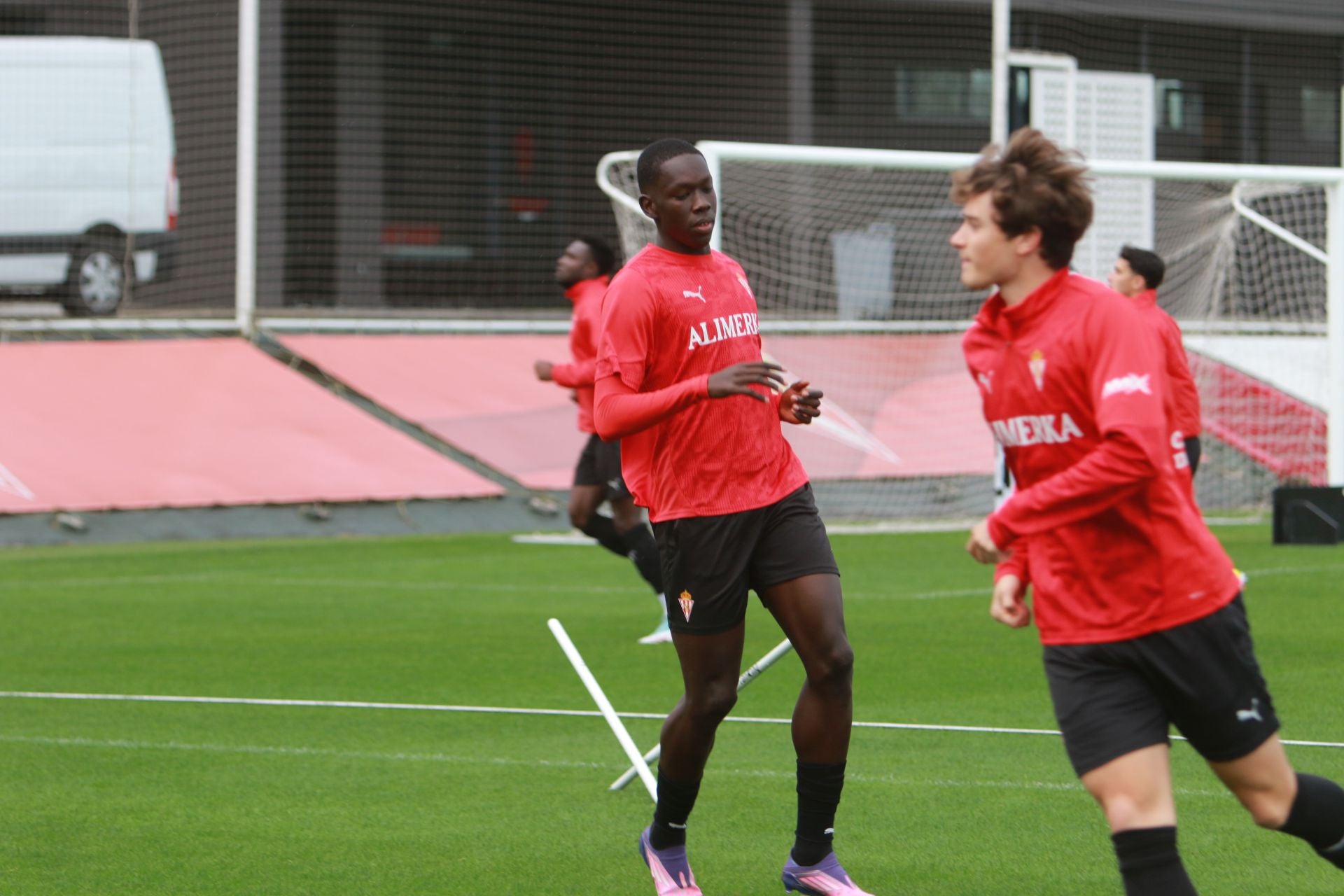 Así ha sido el último entrenamiento del Sporting antes del partido contra Las Palmas