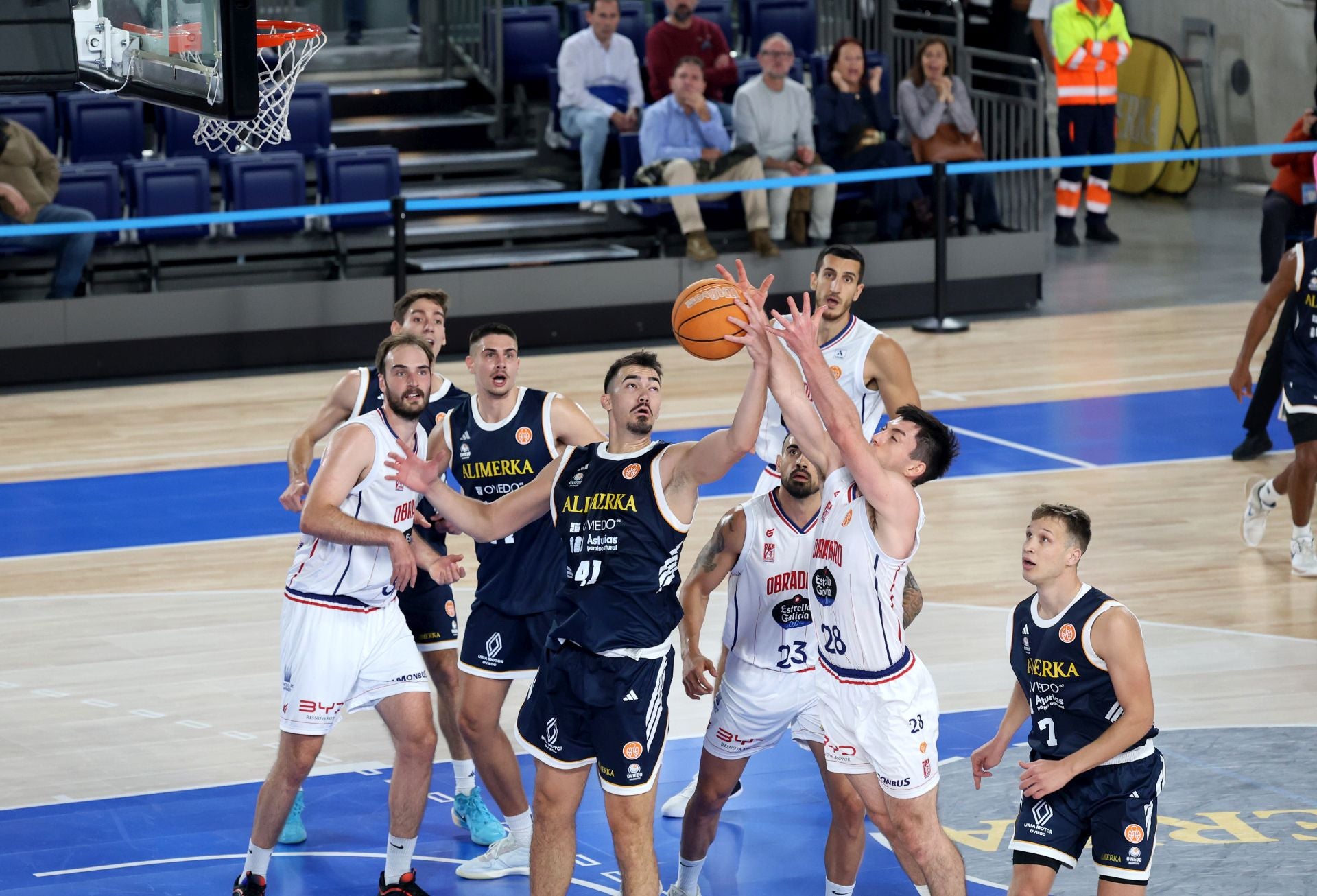 Las mejores imágenes del Alimerka Oviedo - Obradoiro