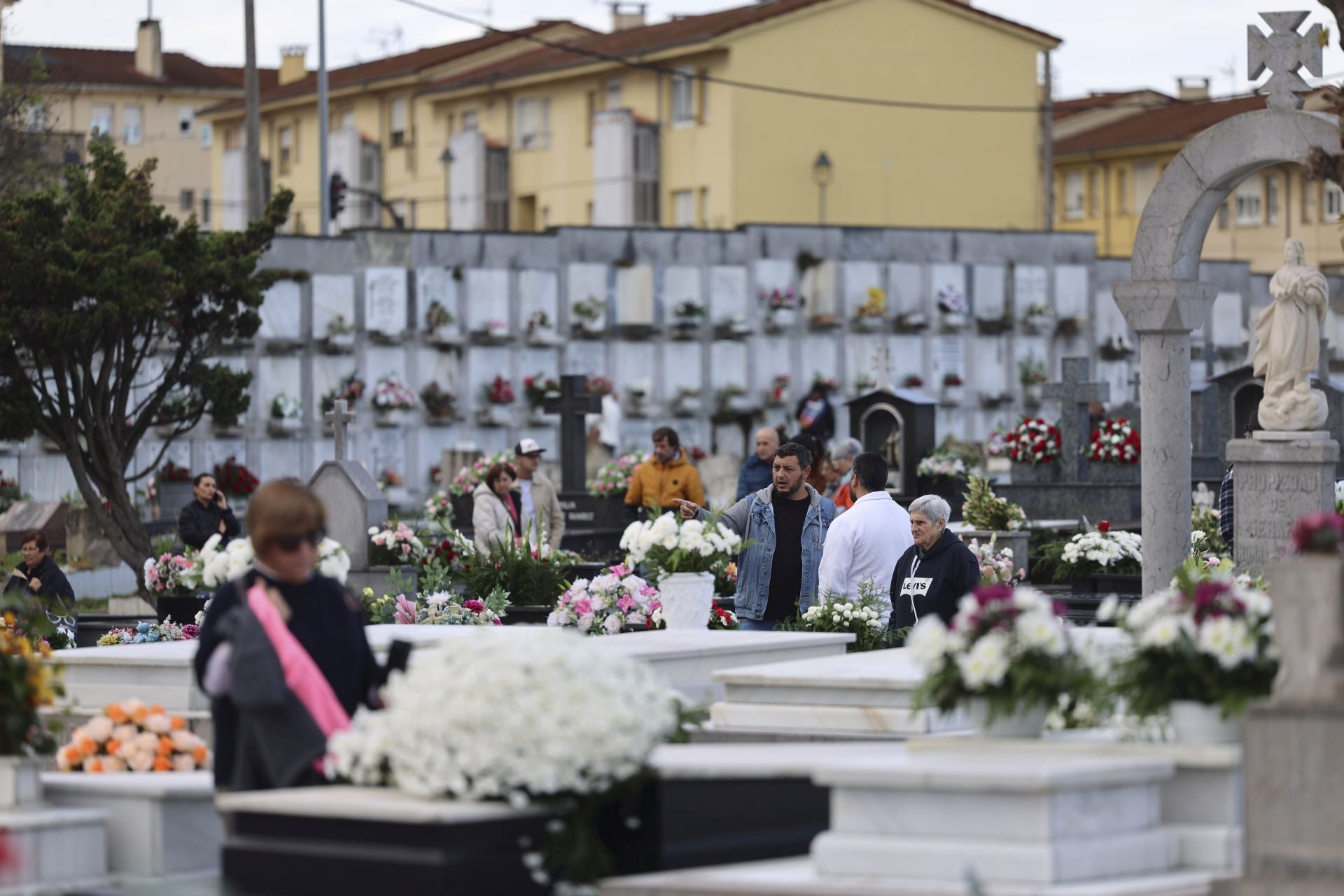 Cementerio de La Carriona (Avilés) 