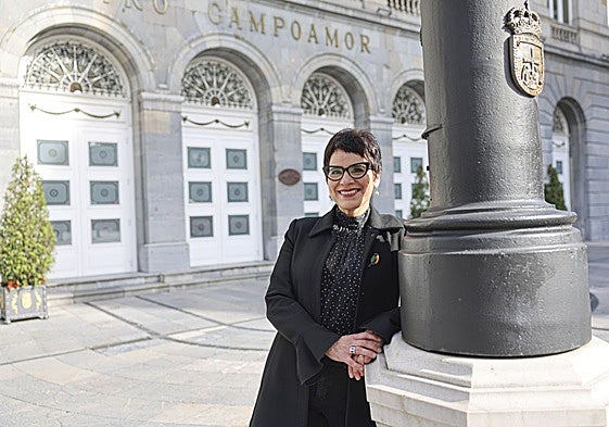 La mezzosoprano chilena Evelyn Ramírez aterrizó en Oviedo hace solo unos días para preparar la próxima producción de la Ópera, 'Orlando furioso'.