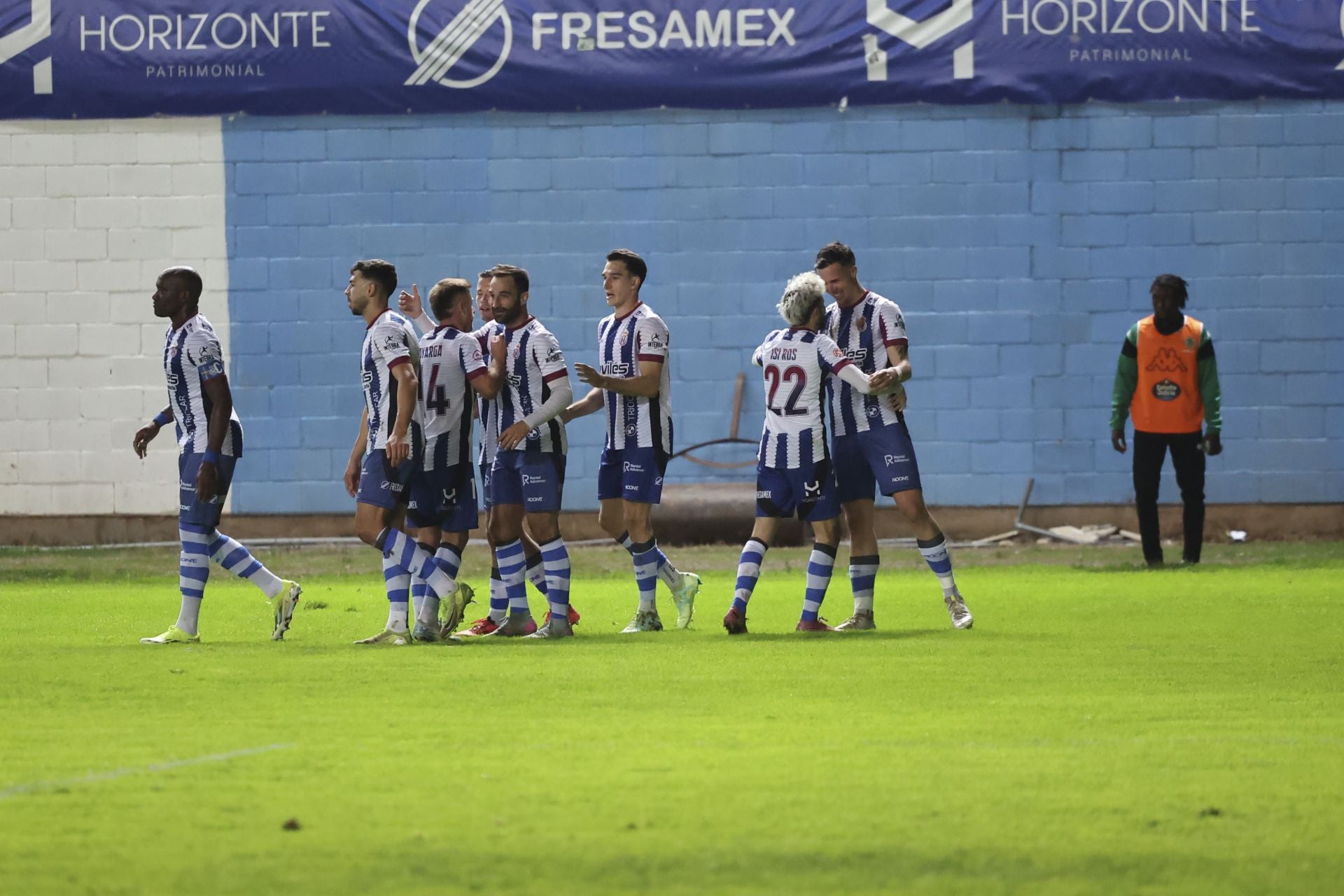 Las mejores imágenes del Real Avilés - Arenteiro