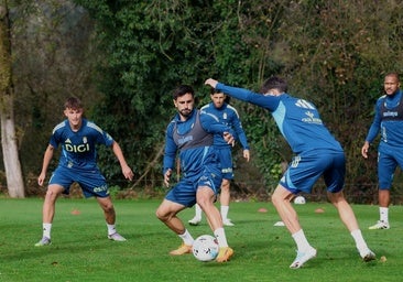 Tres bajas por lesión y un canterano, en la lista del Real Oviedo para el Osasuna