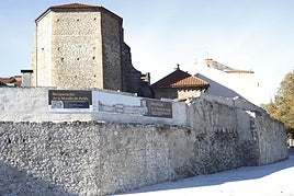 El paño de la muralla que ha sido rescatado frente al Parque de El Muelle.
