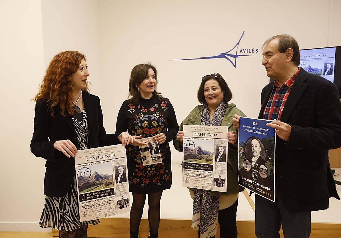 Beatriz Ayuso, presidenta de Aunando Fronteras, junto a la concejala de Cultura Yolanda Alonso, la vocal de Aunando Fronteras, Ana Díaz, e Isidro Caballero Sardina, colaborador.
