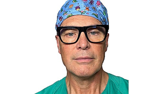 Dr. Marcos Carreño