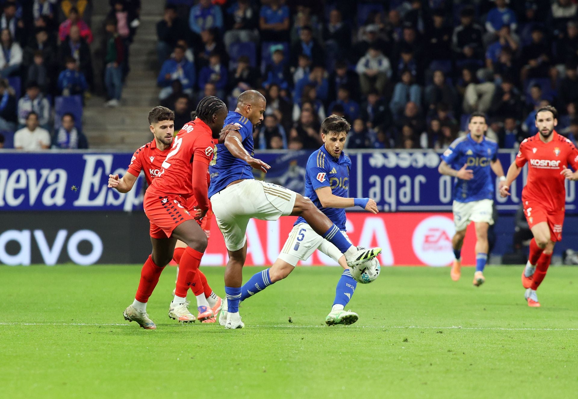 Las mejores jugadas del Real Oviedo - Osasuna en imágenes