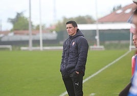 Jorge Fernández asume el reto de intentar salvar al Lealtad de Villaviciosa