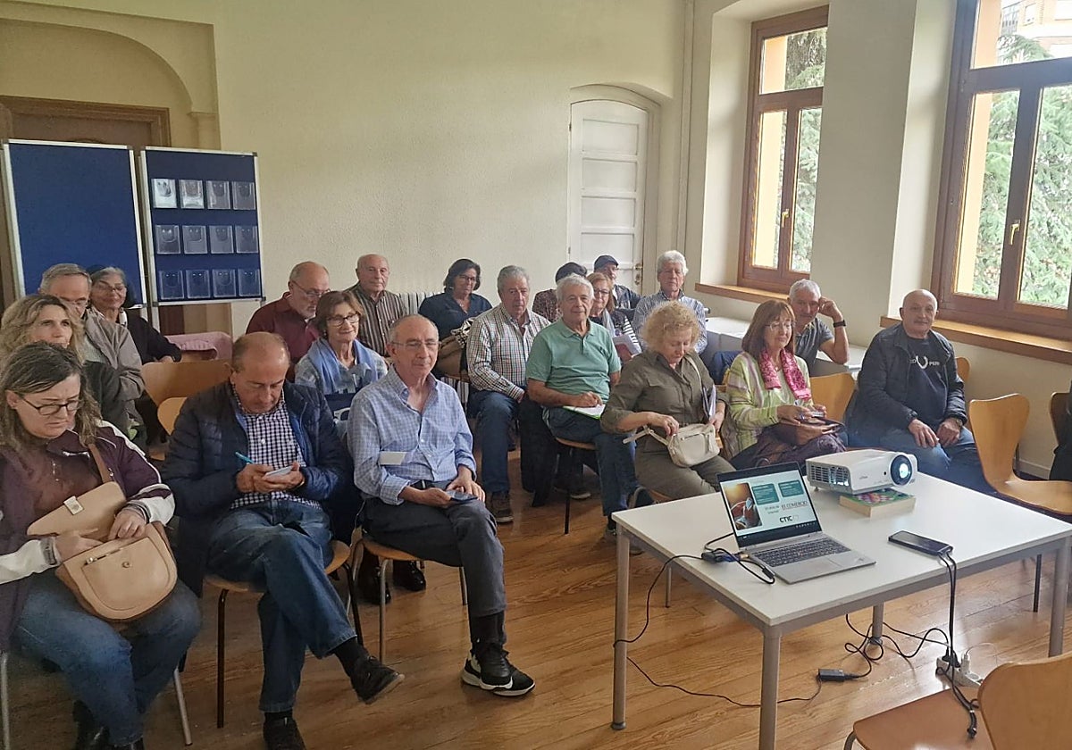 Asistentes al segundo taller de EL COMERCIO, en colaboración con la Fundación CTIC, en Villa Magdalena.