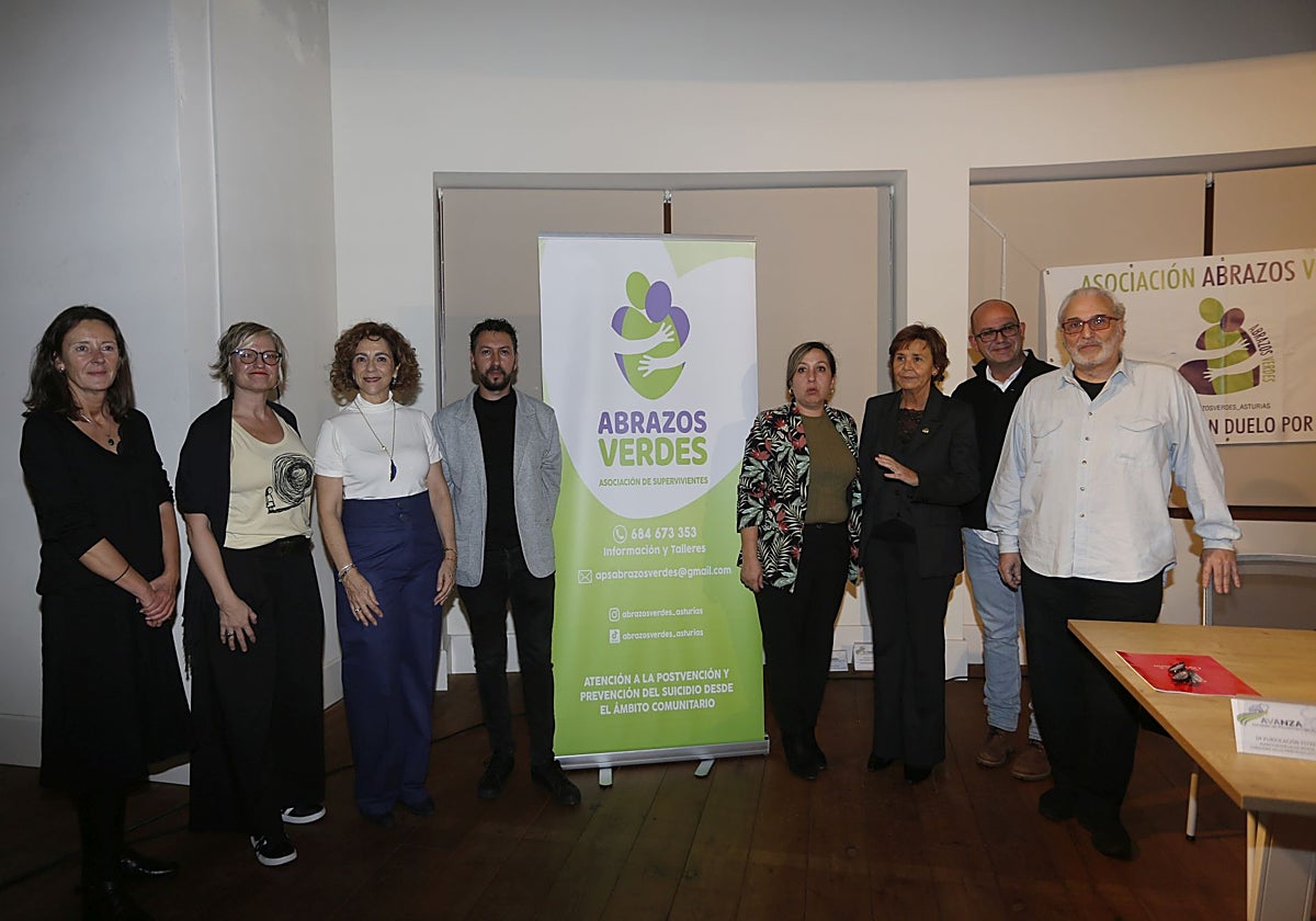 Organización y ponentes, junto a la alcaldesa, momentos antes del inicio de dar inicio a las jornadas.