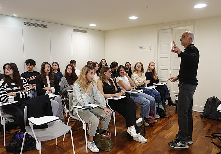 La Nebrija en Avilés, tres sedes y un mínimo de un 50% de profesores doctorados