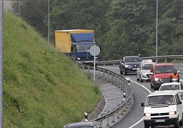 Las ayudas están destinadas a sacarse el carné de conducir de las clases C y D para camión y autobús.