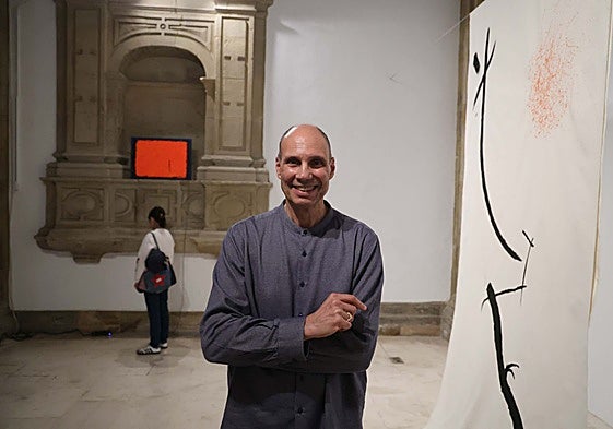 El arista visual y sonoro inauguró ayer su proyecto en el Barjola.