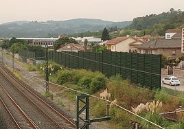 Pantallas contra el ruido que instala Transportes en zonas ferroviarias