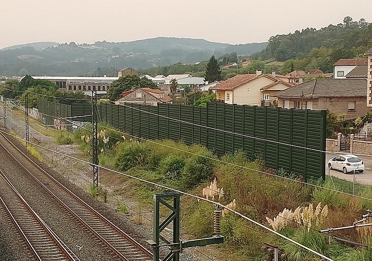 Reducir el ruido del tren entre Mieres y Lena con pantallas costará 4,1 millones
