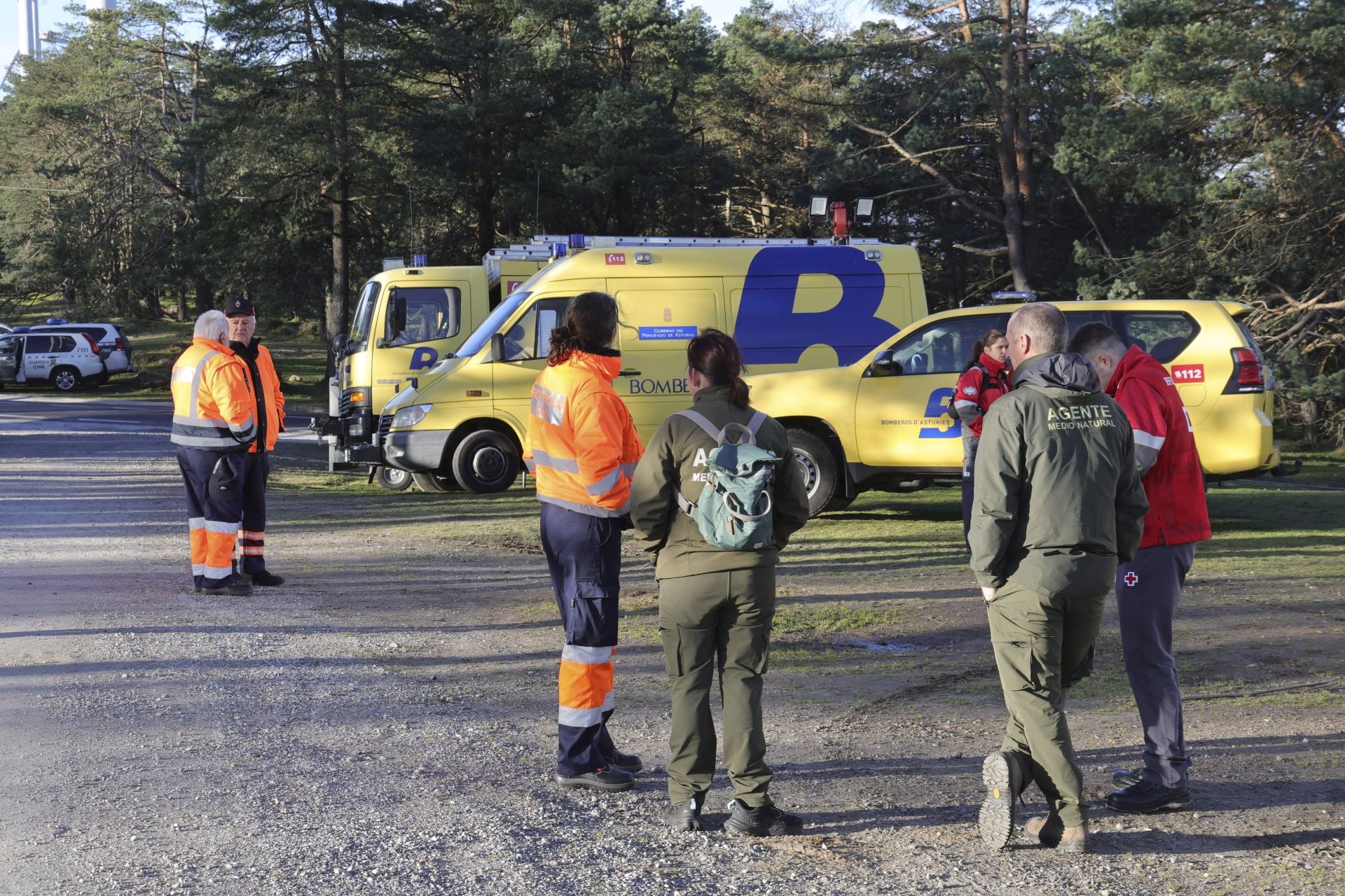 Tomasín, en paradero desconocido: las imágenes de la búsqueda en Tineo