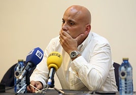 Javi Rozada, tras su destitución en el Real Avilés.