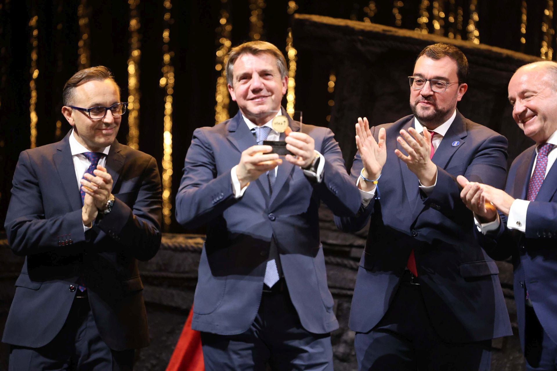 La fiesta de Otea y despedida de Almeida en imágenes