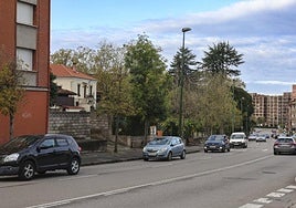 La calle río San Martín cuenta actualmente con dos carriles de subida y uno de bajada.