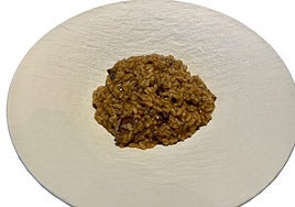 Arroz meloso con liebre.