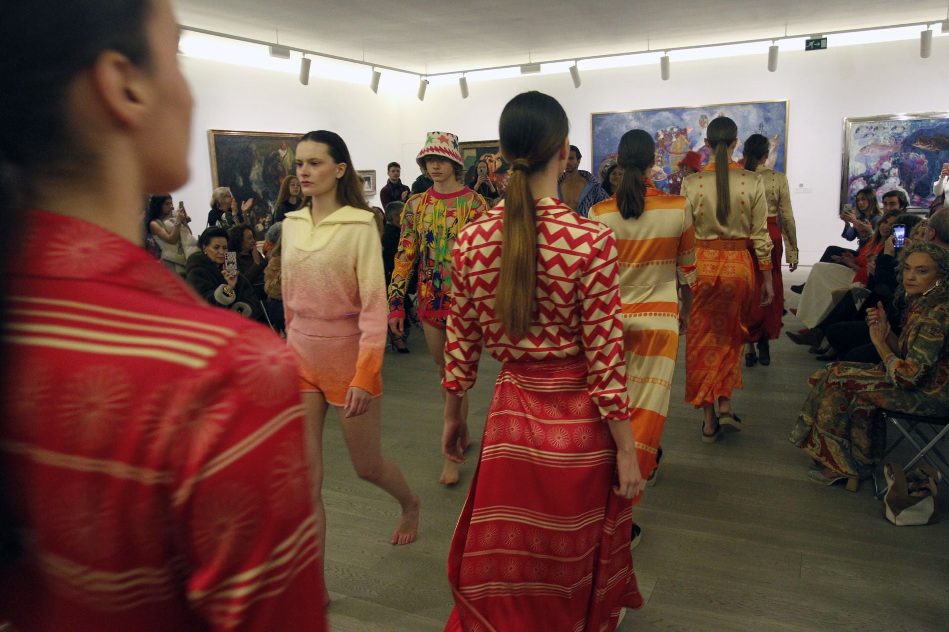 La fusión entre moda y arte: la Pasarela Campoamor se despide en Oviedo