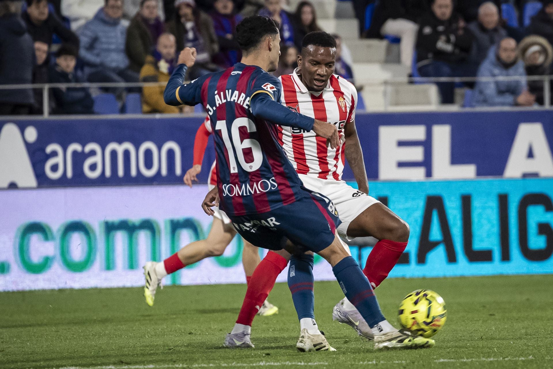Las mejores imágenes del Huesca 2-0 Sporting de Gijón