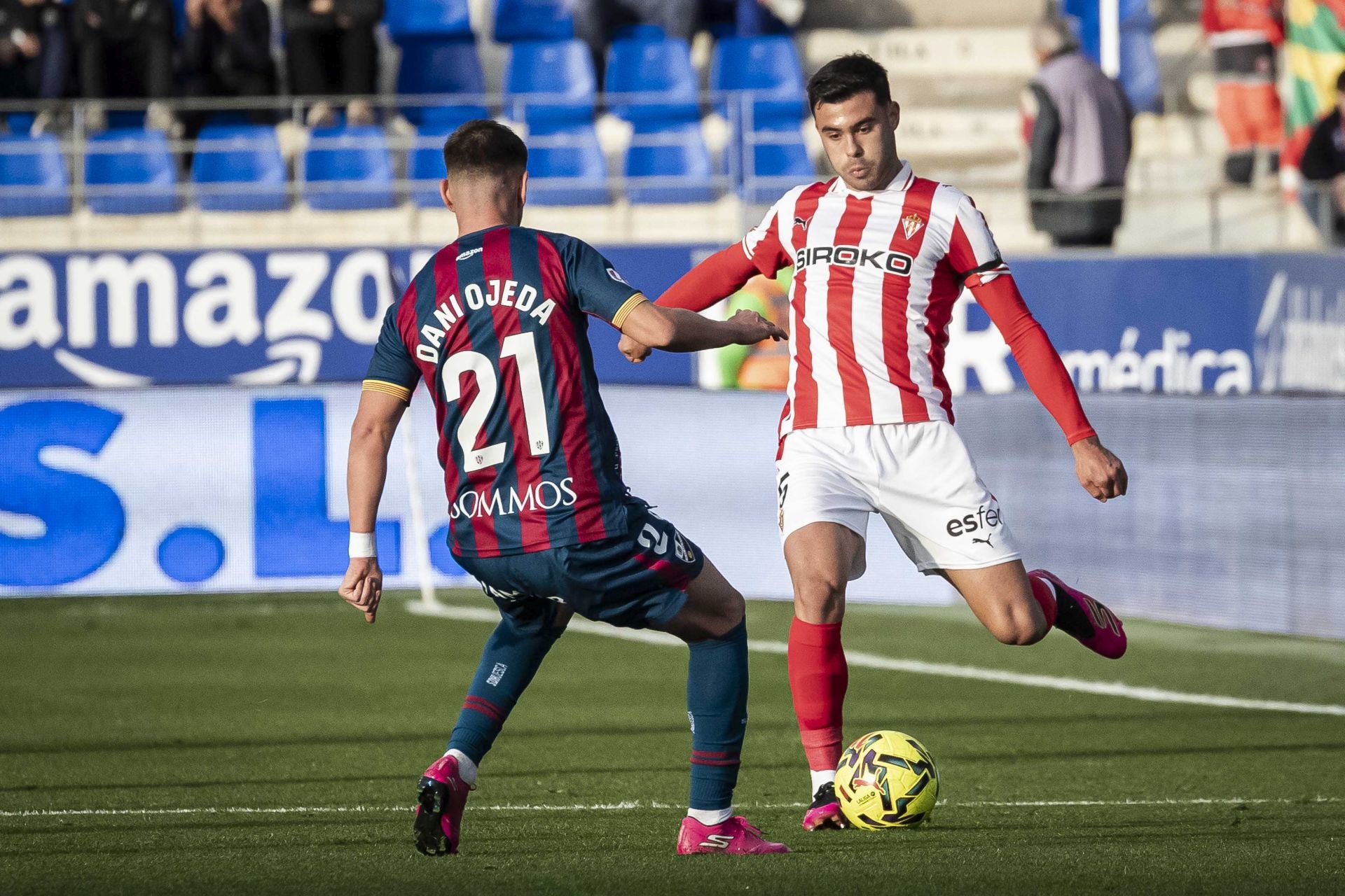 Las mejores imágenes del Huesca 2-0 Sporting de Gijón