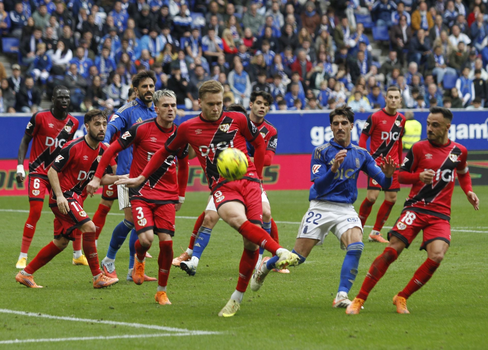 Las mejores imágenes del Real Oviedo 0-0 Rayo Vallecano