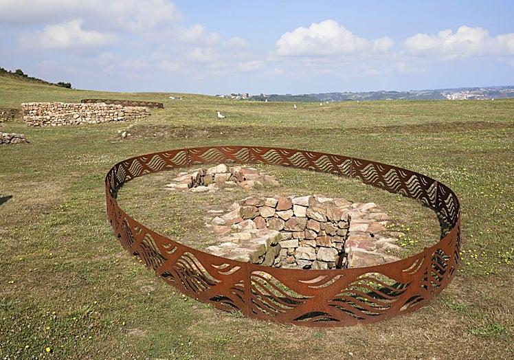Uno de los pozos de agua descubiertos en las últimas campañas de excavaciones realizadas en la zona de La Llanada.